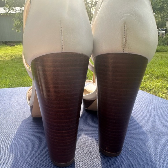 MK White Heeled Sandals - Picture 4 of 5